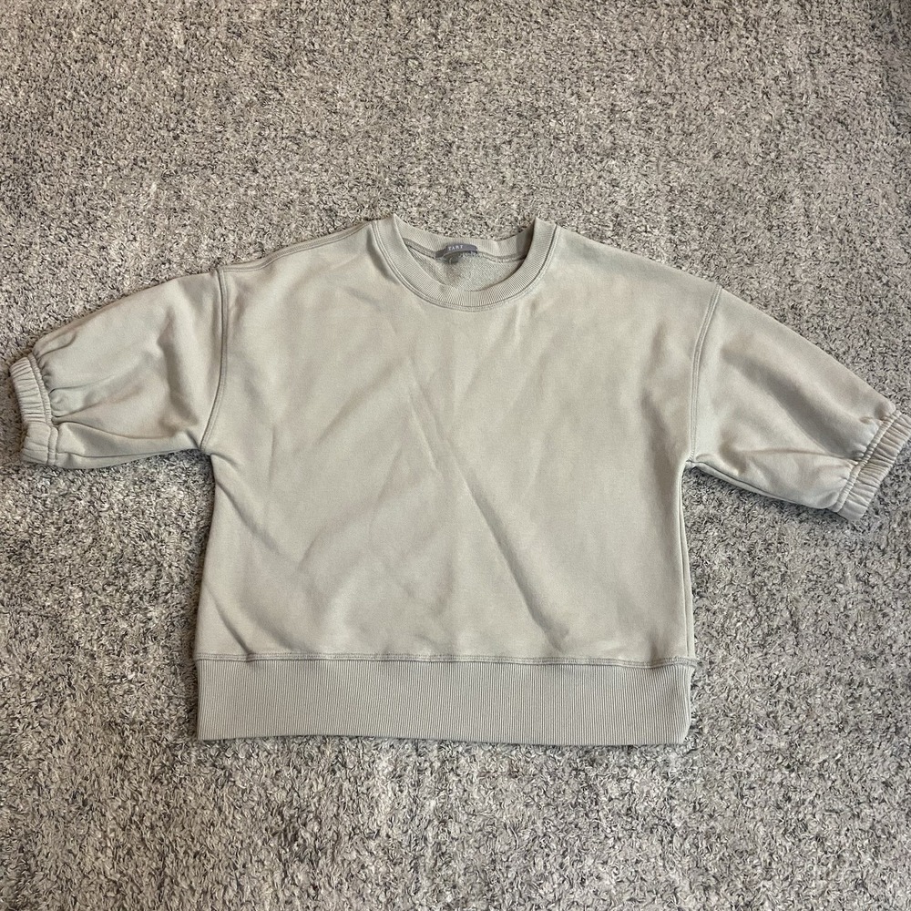 TART collections Womens Small tan Beige Short sleeved crop sweater Pullover